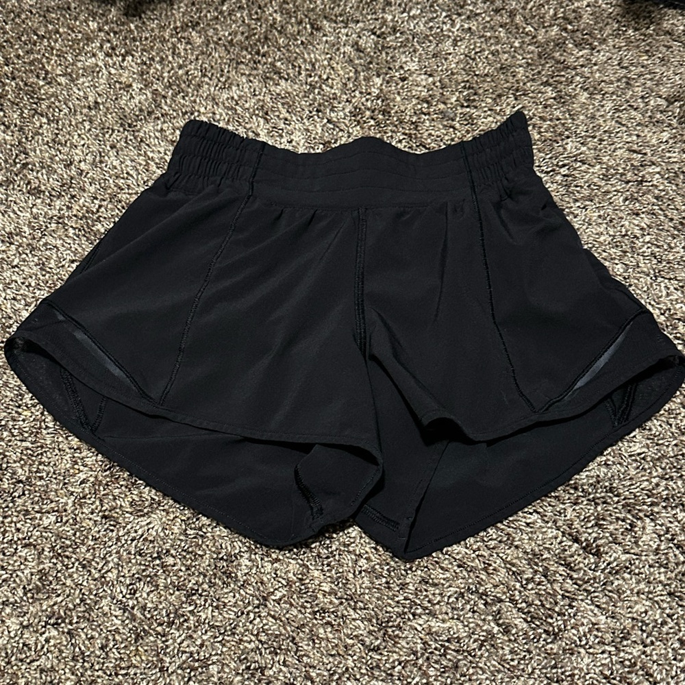 Lululemon Black Hotty Hot shorts, 0 reg, High rise